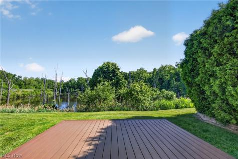312 Lake Breeze Cove Eastlake OH 44095