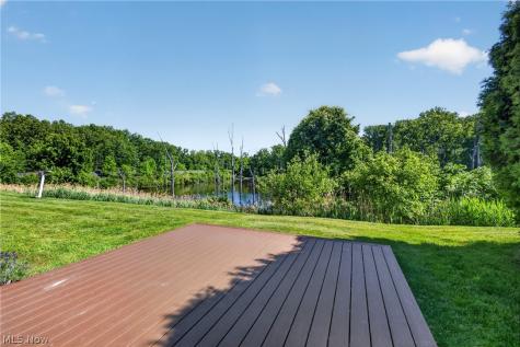 312 Lake Breeze Cove Eastlake OH 44095