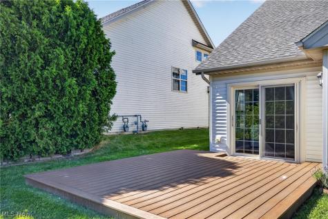312 Lake Breeze Cove Eastlake OH 44095