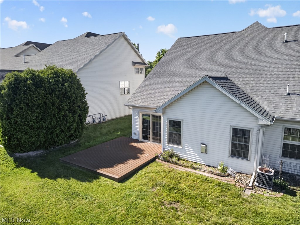 312 Lake Breeze Cove Eastlake OH 44095