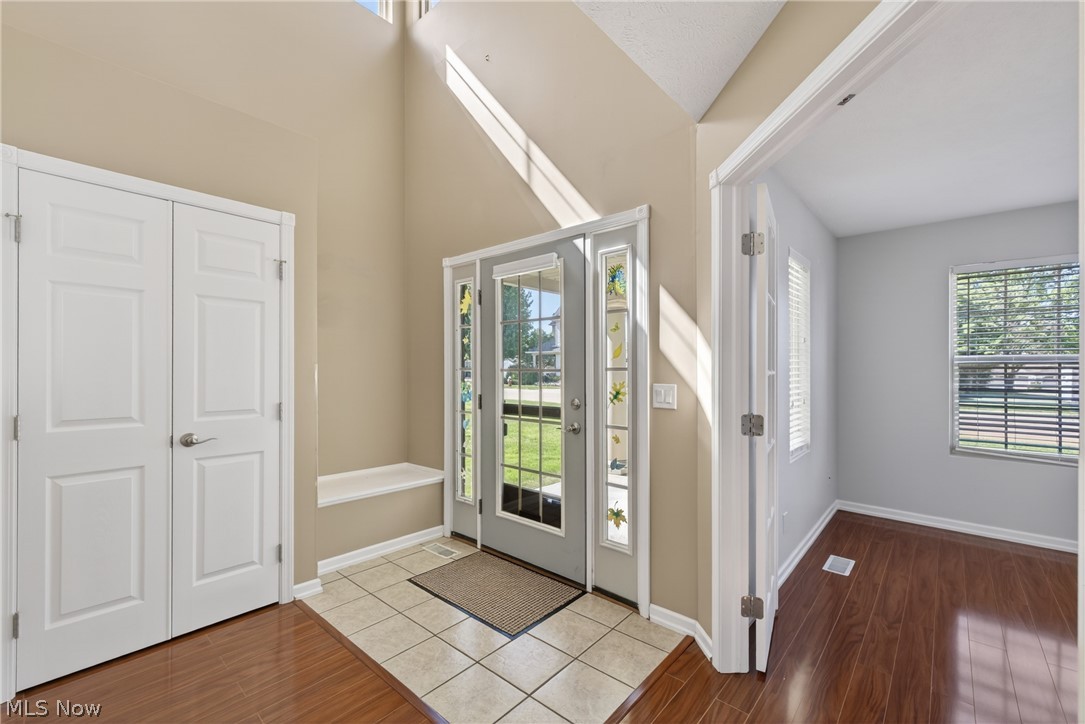 312 Lake Breeze Cove Eastlake OH 44095