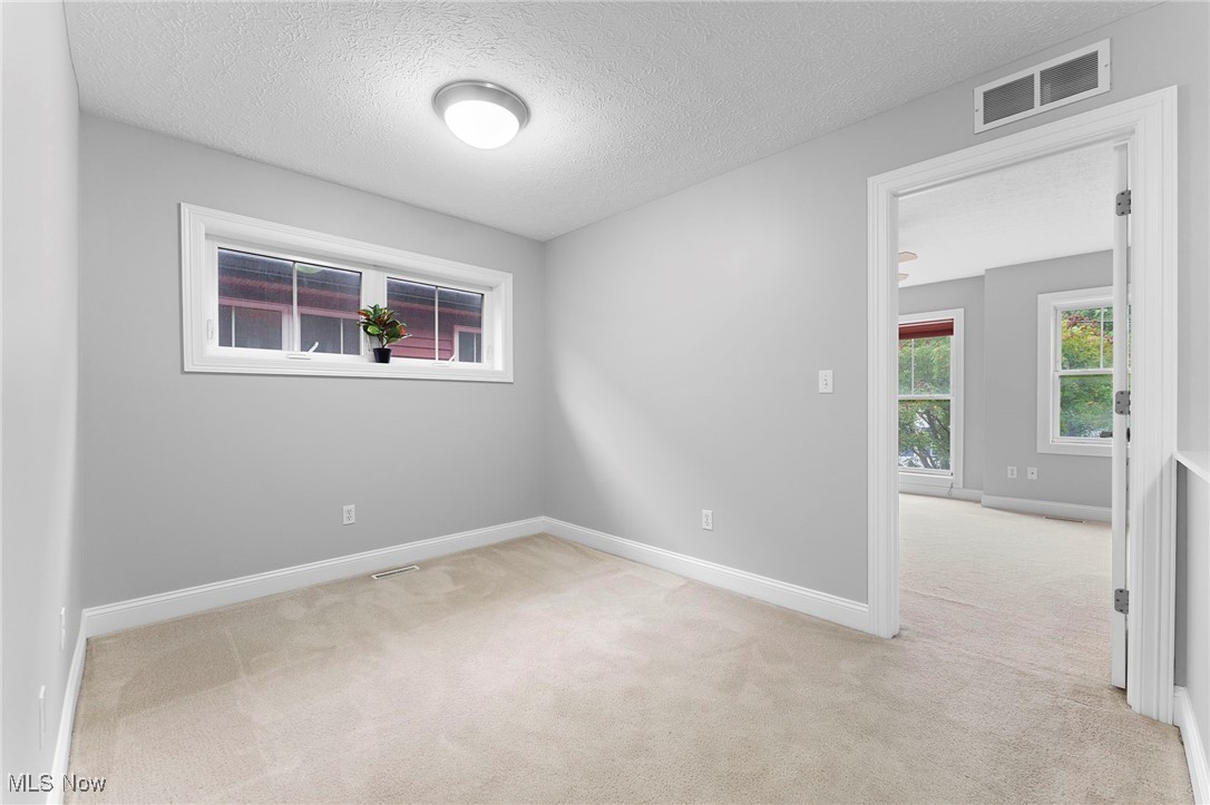 2013 W 58th Street Cleveland OH 44102