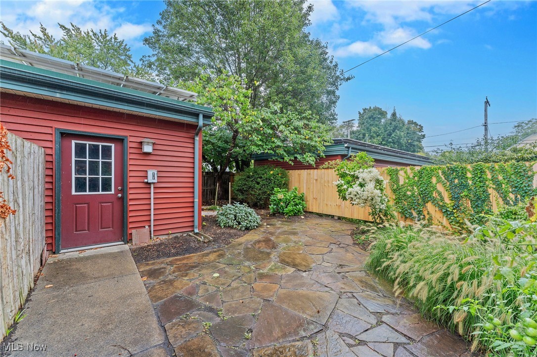 2013 W 58th Street Cleveland OH 44102