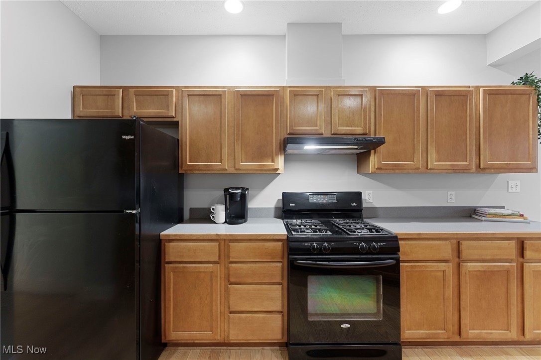 2013 W 58th Street Cleveland OH 44102