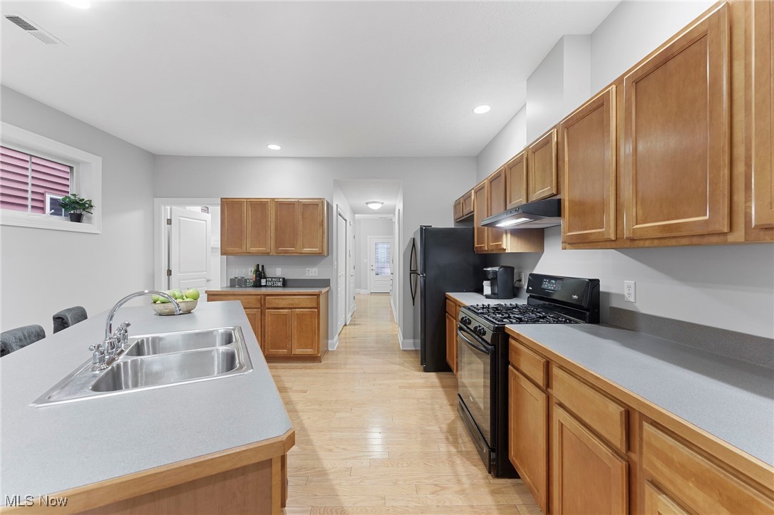 2013 W 58th Street Cleveland OH 44102