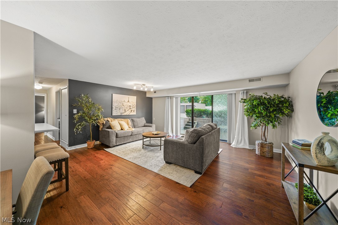 9771 Sunrise Boulevard North Royalton OH 44133