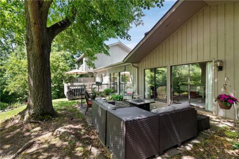 731 Creekside Drive Aurora OH 44202