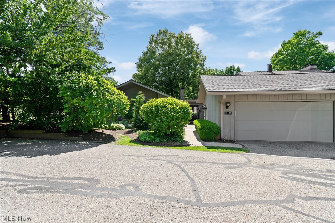731 Creekside Drive Aurora OH 44202