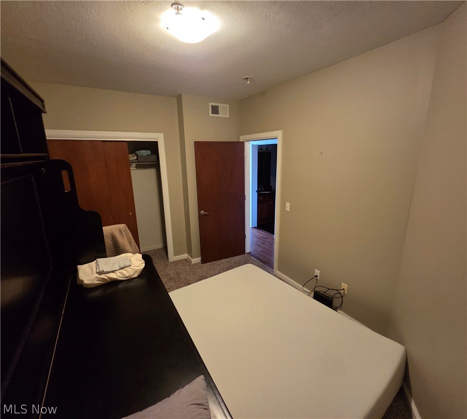 1237 Washington Avenue Cleveland OH 44113
