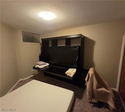 1237 Washington Avenue Cleveland OH 44113