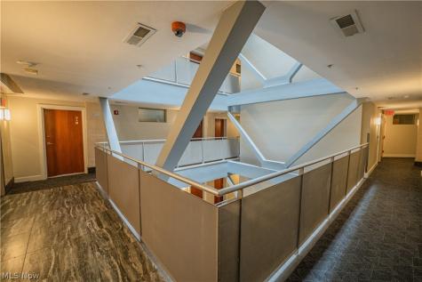 1237 Washington Avenue Cleveland OH 44113