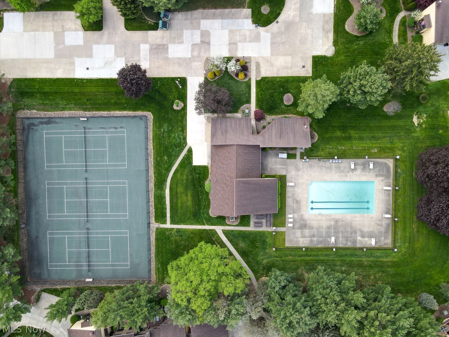 958 Hampton Ridge Drive Akron OH 44313