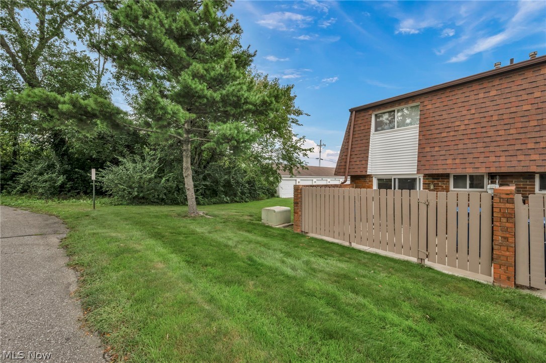 2598 Shakespeare Lane Avon OH 44011