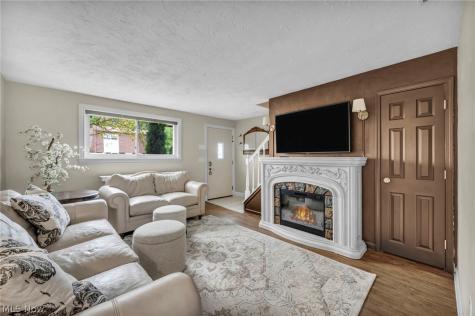 2598 Shakespeare Lane Avon OH 44011