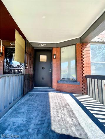 9229 Rosalind Avenue Cleveland OH 44106