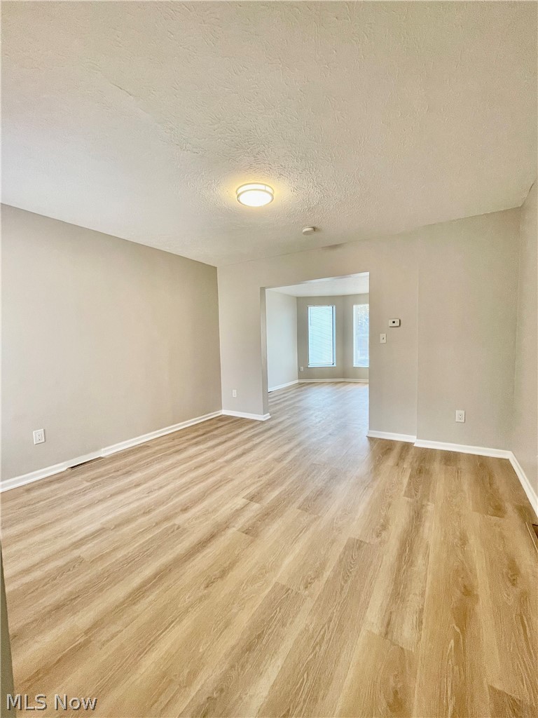 9229 Rosalind Avenue Cleveland OH 44106