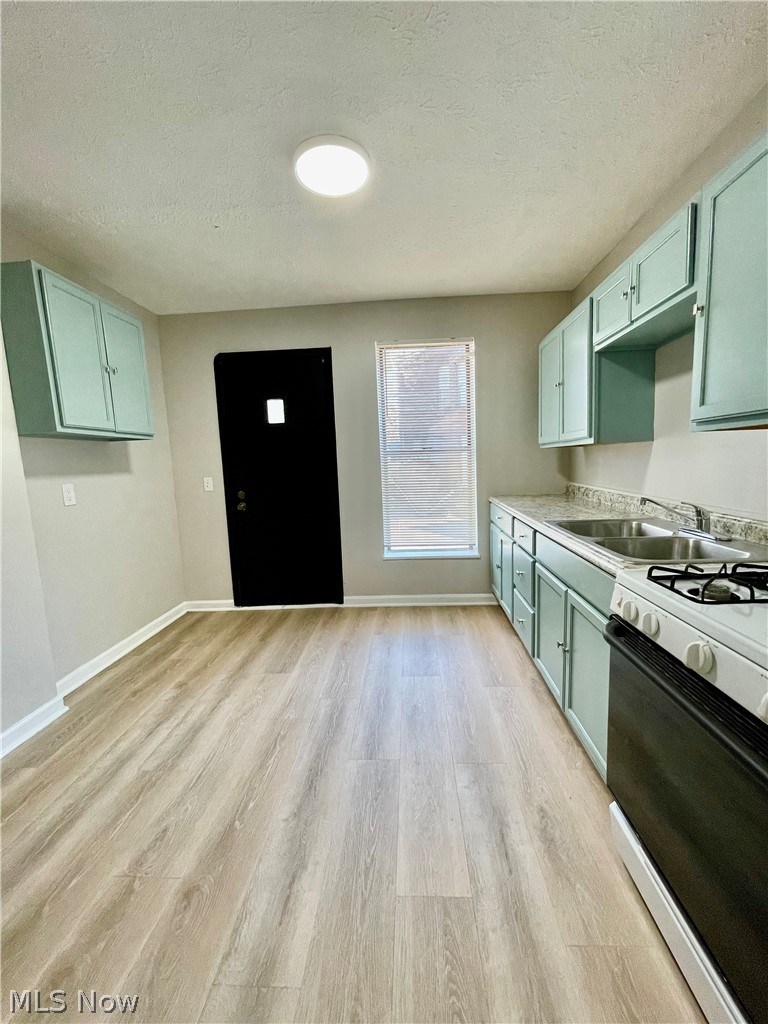 9229 Rosalind Avenue Cleveland OH 44106