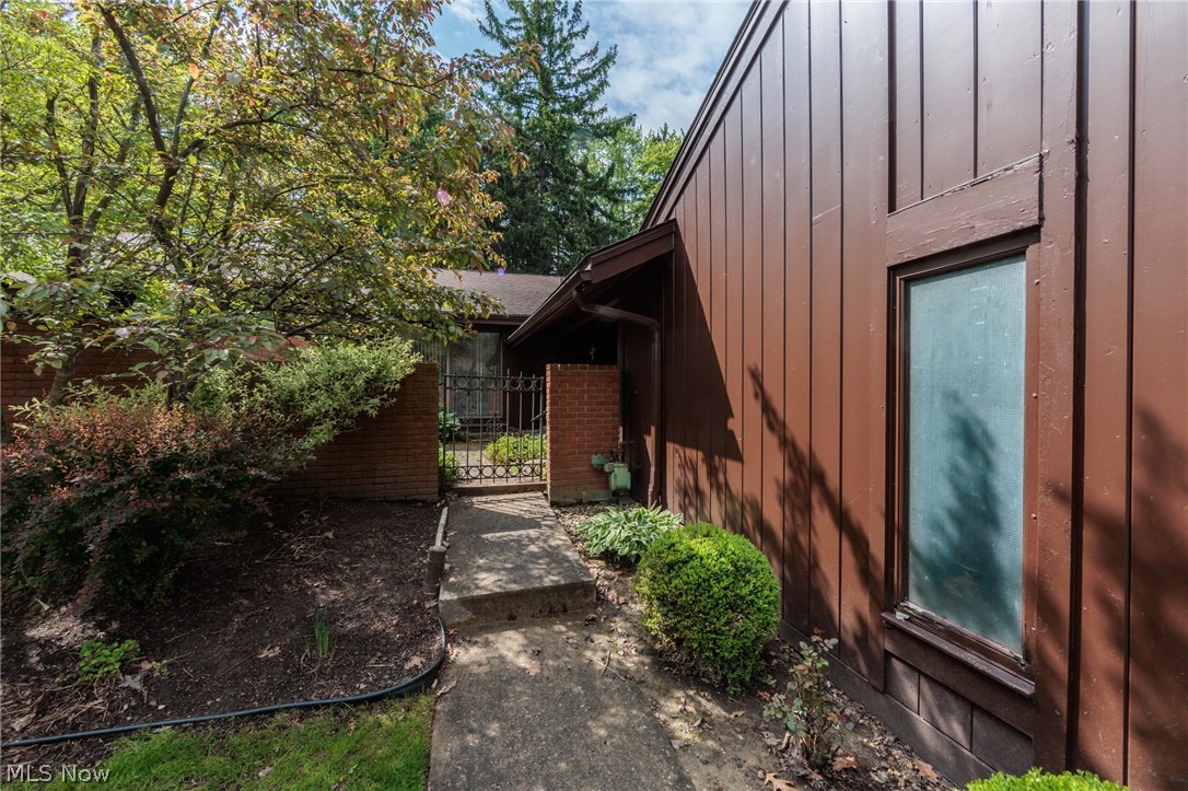 928 Trimble Place Sagamore Hills OH 44067