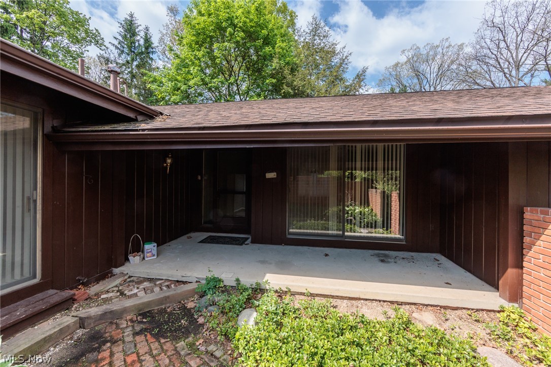 928 Trimble Place Sagamore Hills OH 44067