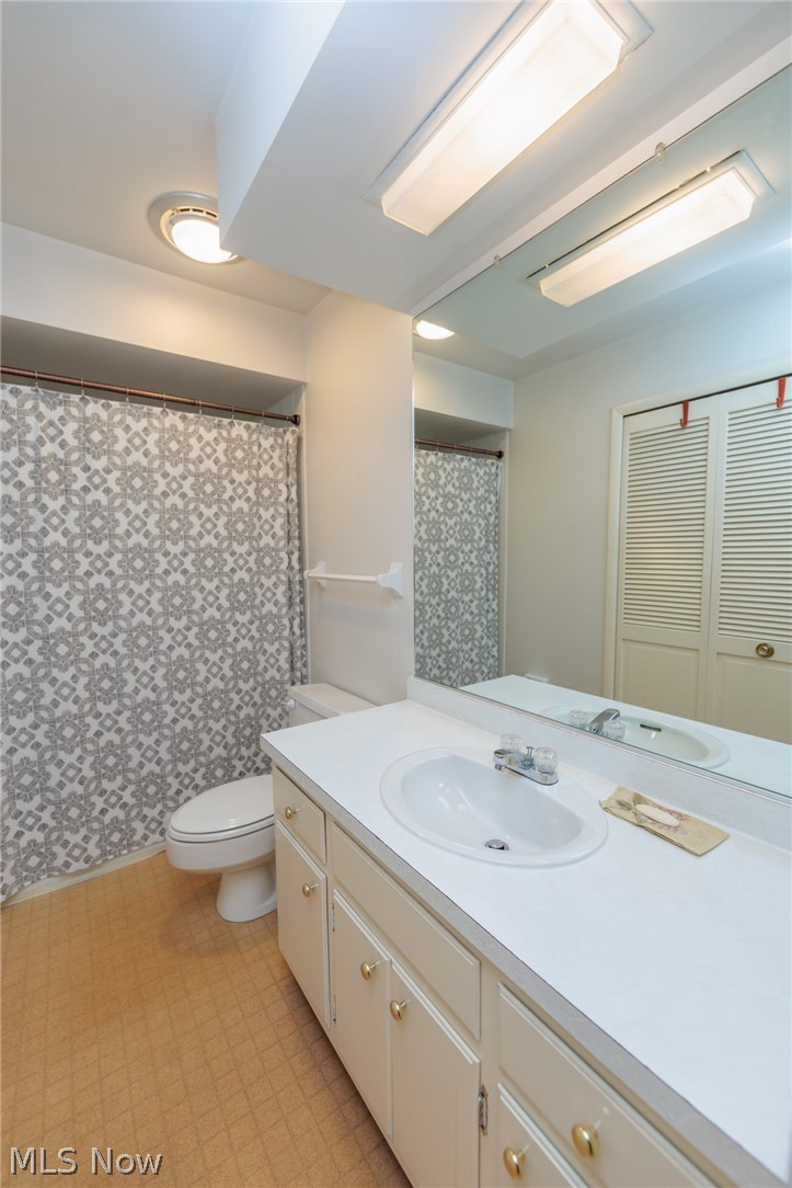 928 Trimble Place Sagamore Hills OH 44067