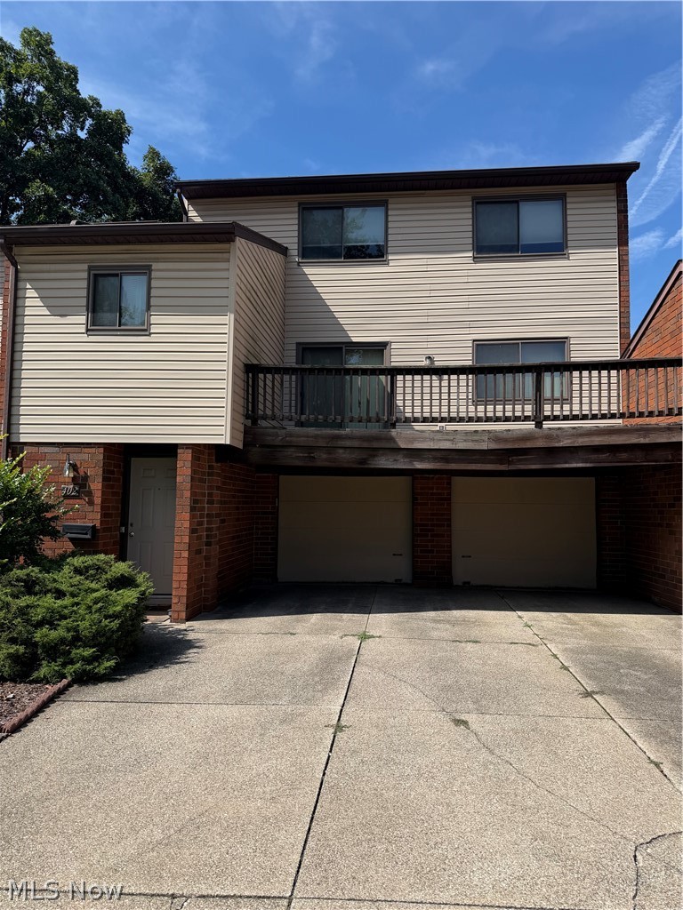 402 Rockys Run Road Akron OH 44319