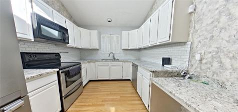402 Rockys Run Road Akron OH 44319