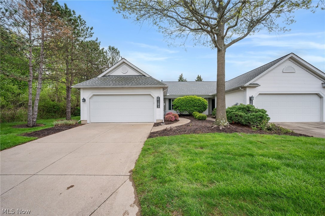 North Ridgeville OH, 33817 Honeysuckle Lane