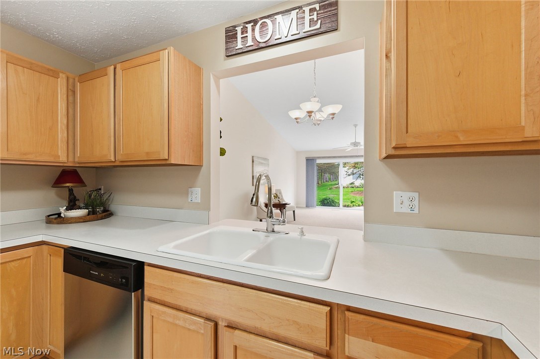 33817 Honeysuckle Lane North Ridgeville OH 44039