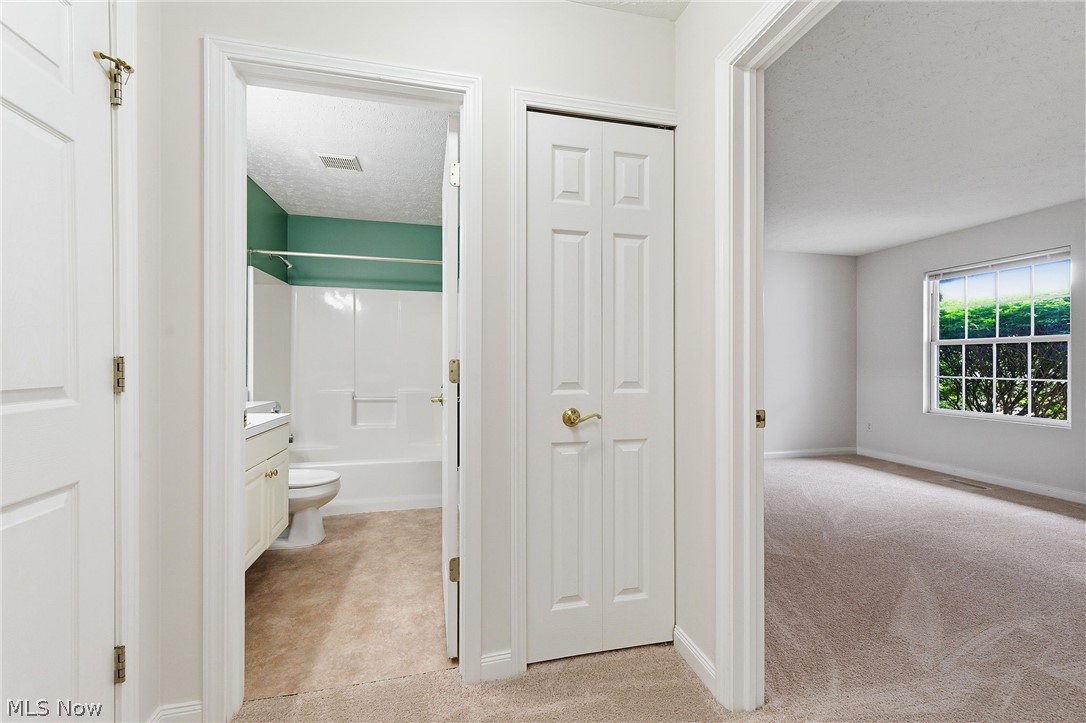 33817 Honeysuckle Lane North Ridgeville OH 44039