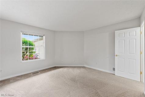 33817 Honeysuckle Lane North Ridgeville OH 44039