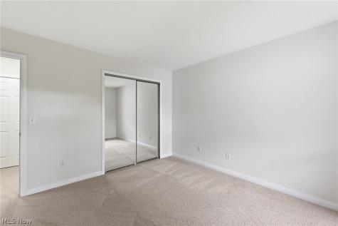 33817 Honeysuckle Lane North Ridgeville OH 44039