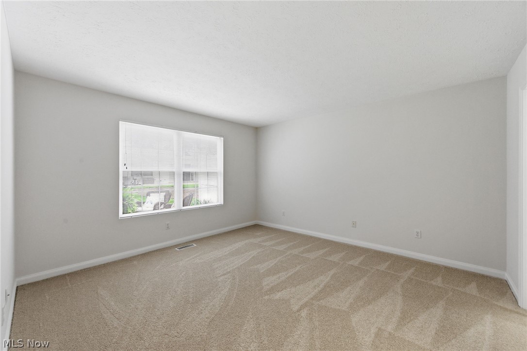 33817 Honeysuckle Lane North Ridgeville OH 44039