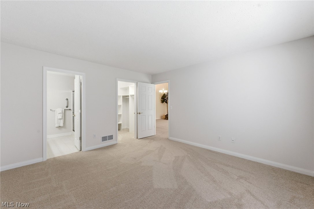 33817 Honeysuckle Lane North Ridgeville OH 44039