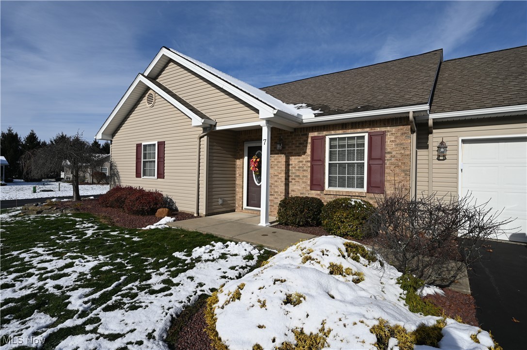 170 Sandy Court New Middletown OH 44442