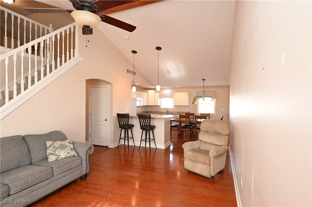 170 Sandy Court New Middletown OH 44442