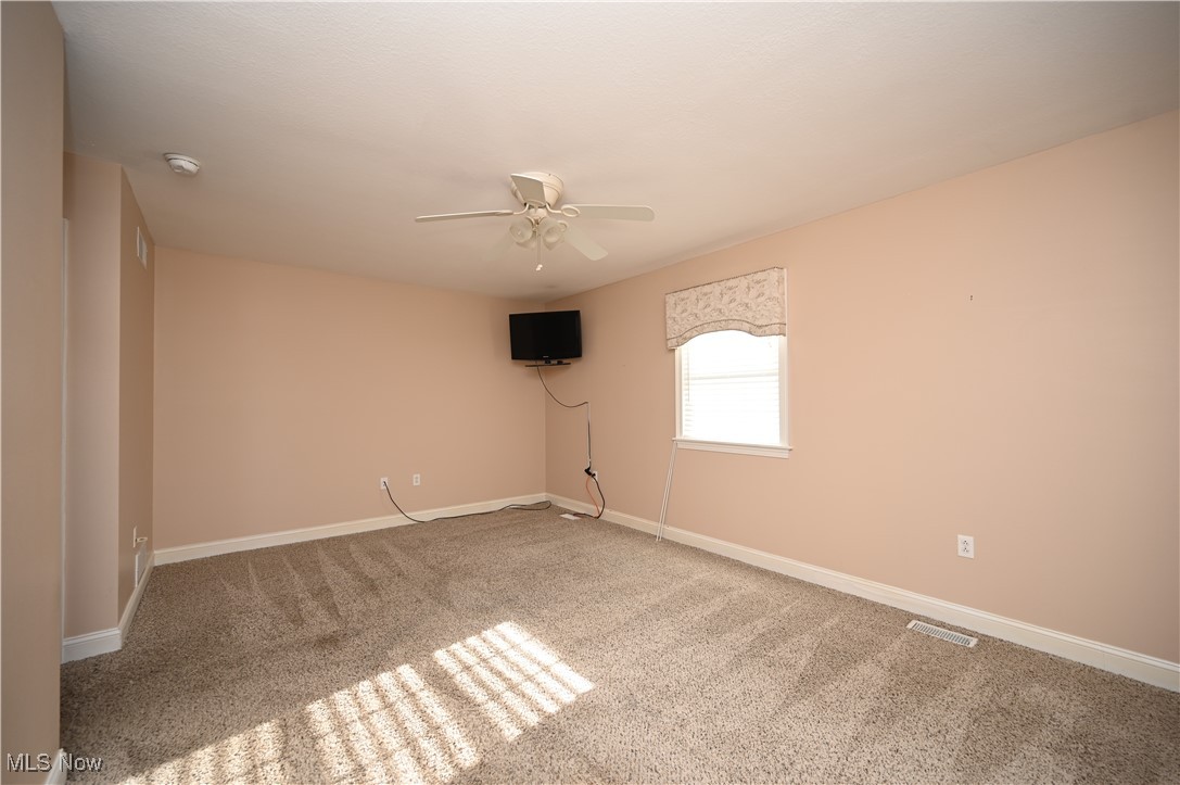 170 Sandy Court New Middletown OH 44442