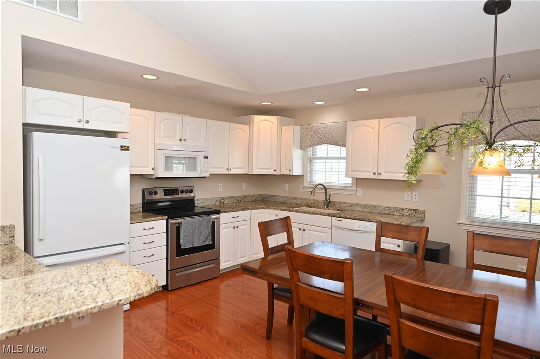 170 Sandy Court New Middletown OH 44442