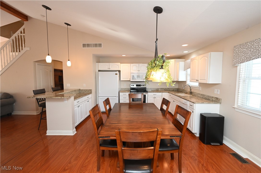 170 Sandy Court New Middletown OH 44442