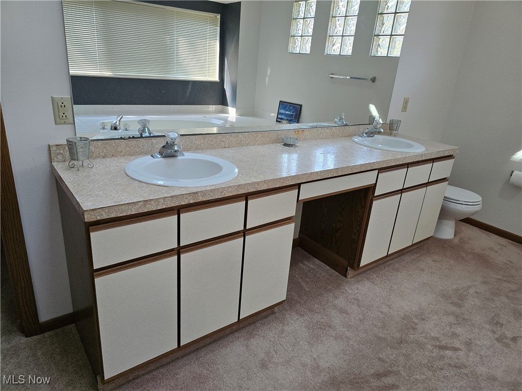 68 Starboard Circle Akron OH 44319
