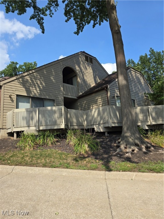 68 Starboard Circle Akron OH 44319