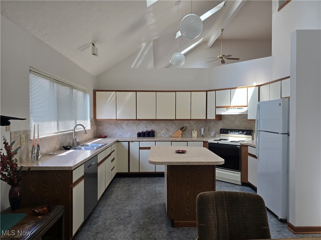68 Starboard Circle Akron OH 44319