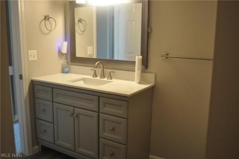 1193 Pinecrest Place Willoughby OH 44094