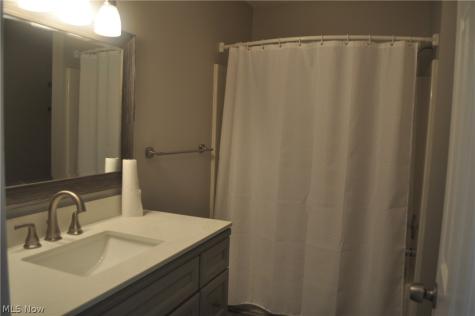 1193 Pinecrest Place Willoughby OH 44094