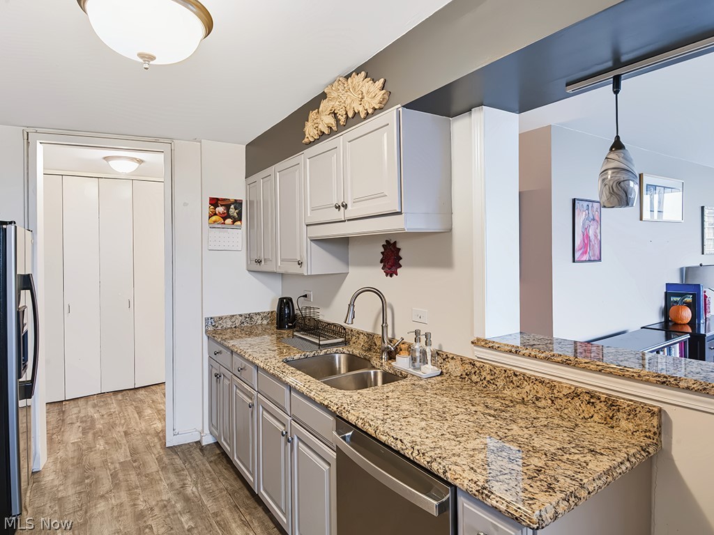 12700 Lake Avenue Lakewood OH 44107