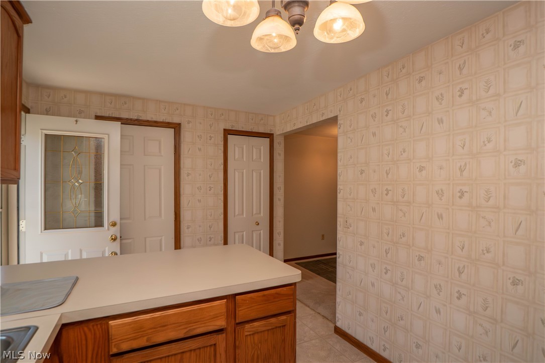 1836 Beechwood Avenue NE North Canton OH 44720