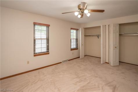 1836 Beechwood Avenue NE North Canton OH 44720