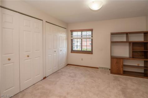 1836 Beechwood Avenue NE North Canton OH 44720
