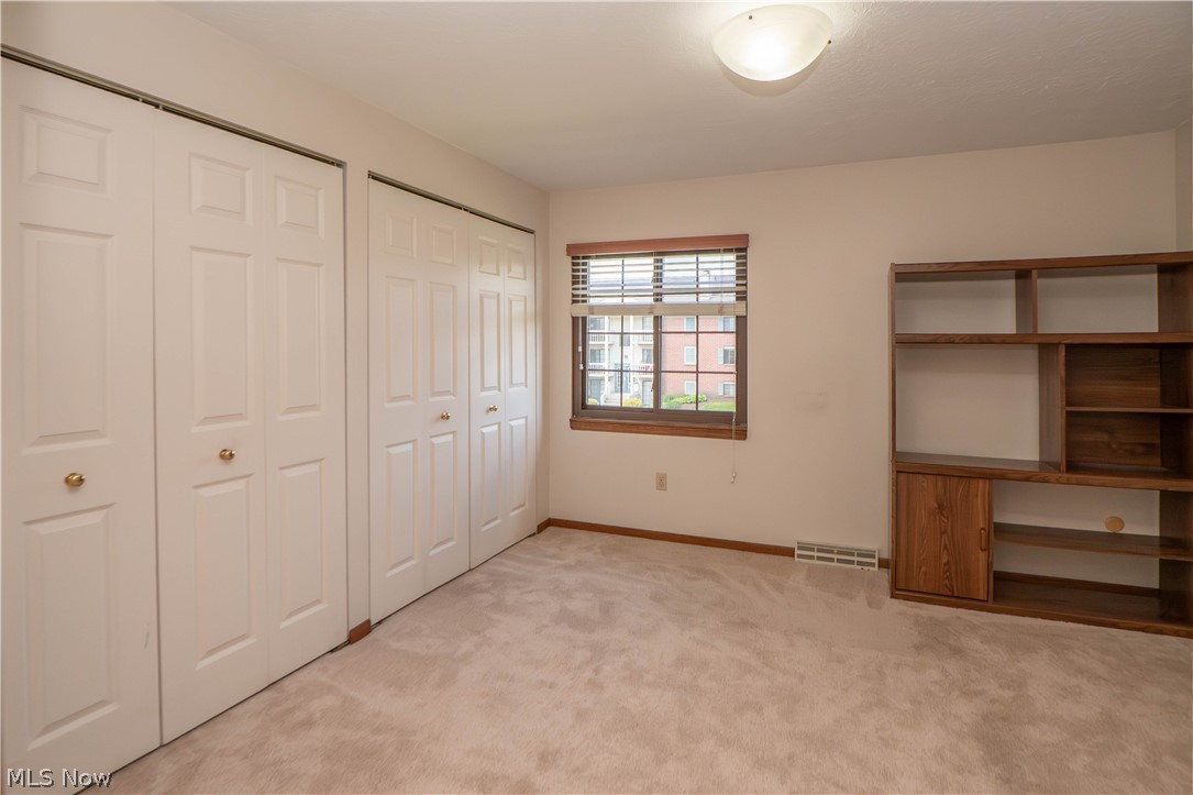 1836 Beechwood Avenue NE North Canton OH 44720