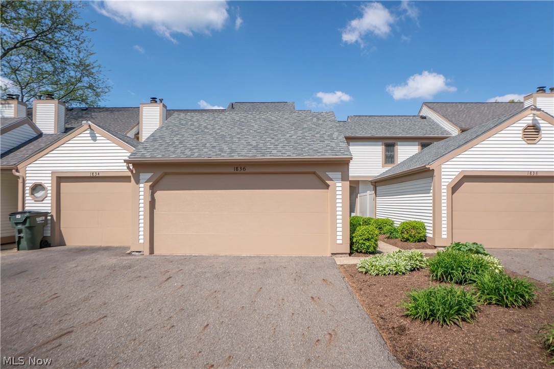 1836 Beechwood Avenue NE North Canton OH 44720