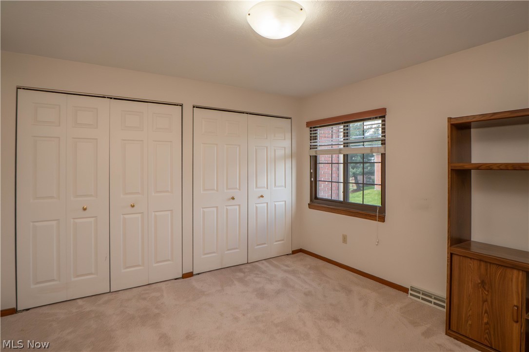 1836 Beechwood Avenue NE North Canton OH 44720